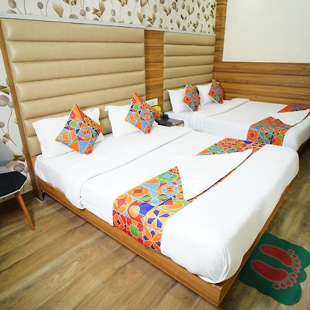 Hotel Delhi Darshan Deluxe-By Rsl Hospitality Nové Dillí Exteriér fotografie