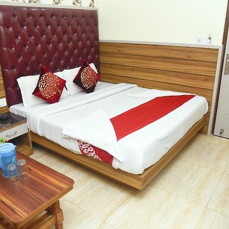 Hotel Delhi Darshan Deluxe-By Rsl Hospitality Nové Dillí Exteriér fotografie