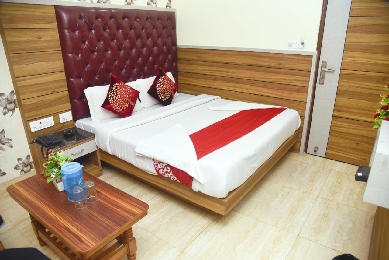 Hotel Delhi Darshan Deluxe-By Rsl Hospitality Nové Dillí Exteriér fotografie