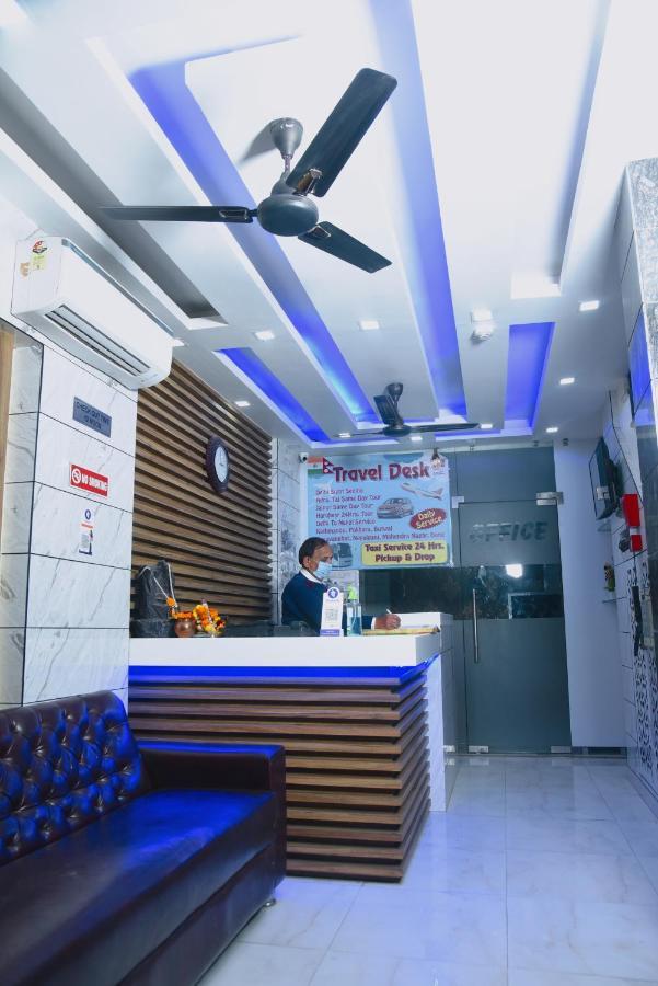 Hotel Delhi Darshan Deluxe-By Rsl Hospitality Nové Dillí Exteriér fotografie